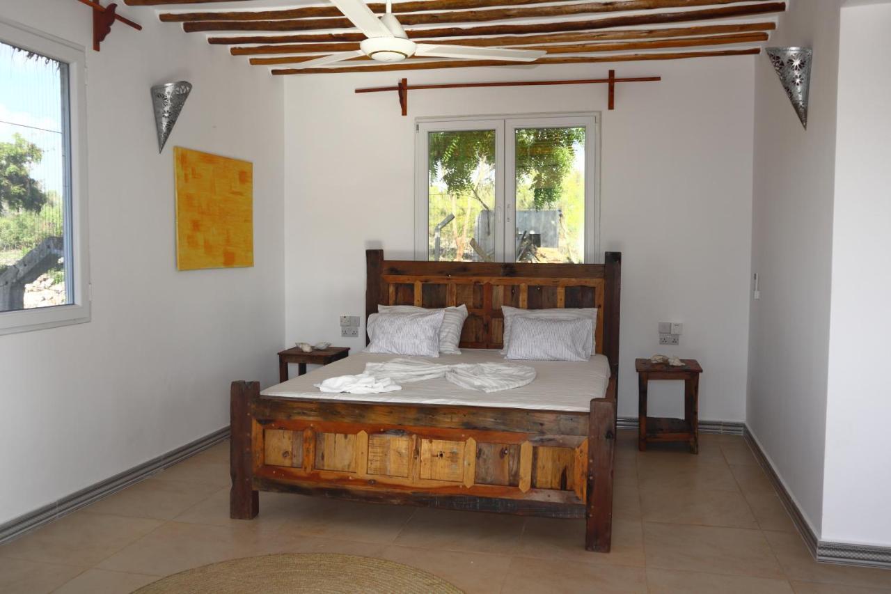Holiday Time Bungalows Zanzibar マテムウェ エクステリア 写真