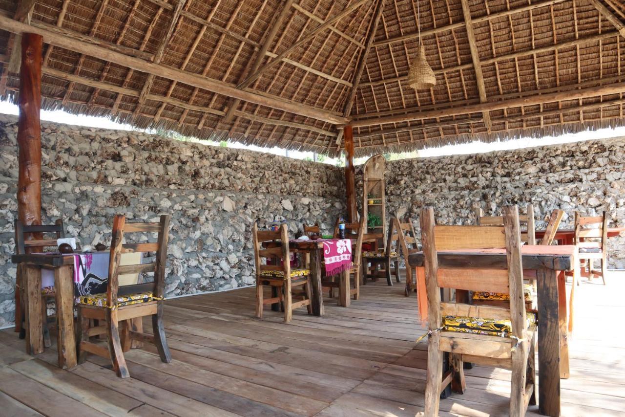 Holiday Time Bungalows Zanzibar マテムウェ エクステリア 写真