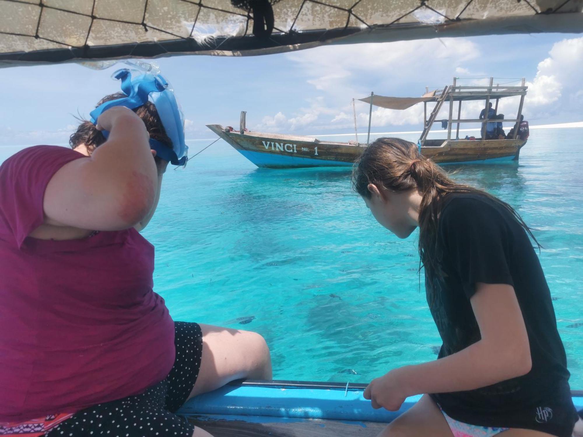 Holiday Time Bungalows Zanzibar マテムウェ エクステリア 写真