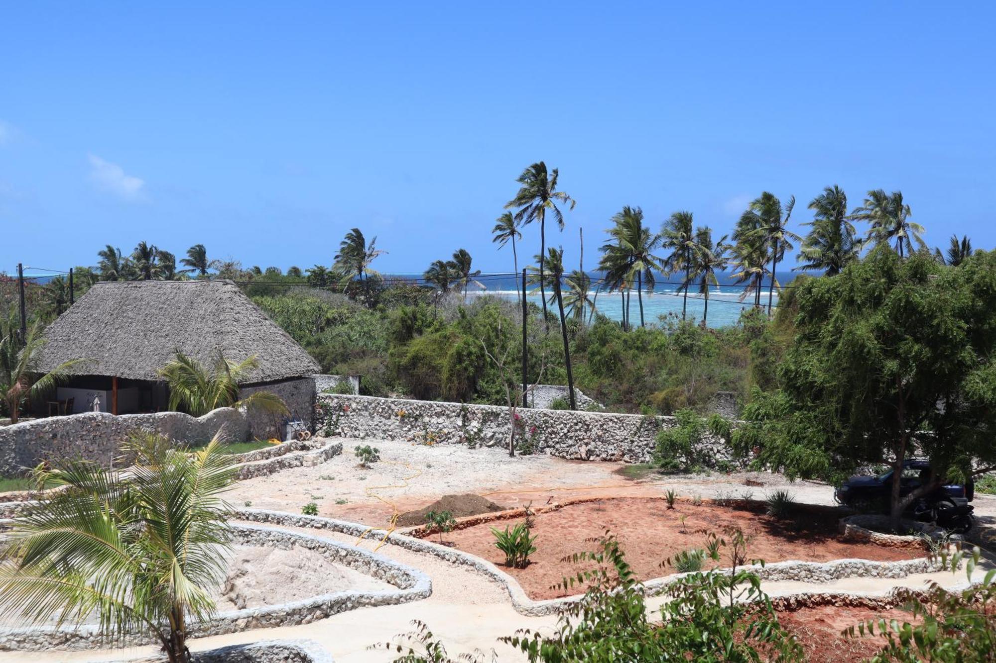 Holiday Time Bungalows Zanzibar マテムウェ エクステリア 写真
